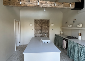 Discover the Benefits of Hiring Professional Painters & Decorators in Bath